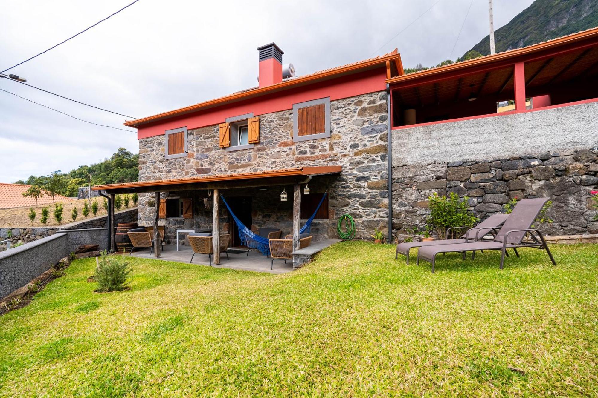 Madeira Bird House - House In The Mountains With Garden Vila São Vicente Exterior foto
